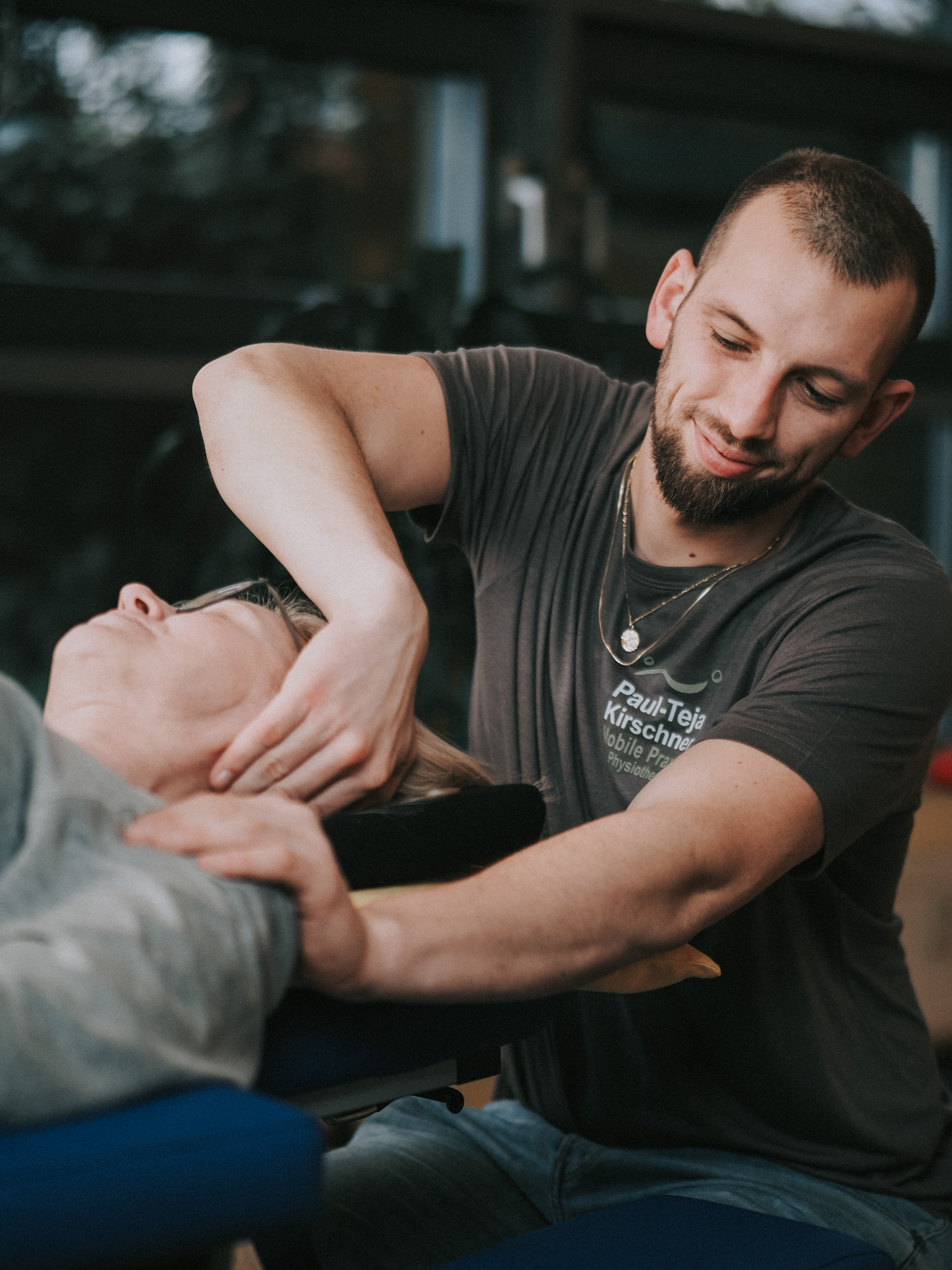 die mobile Praxis für - KG Neuro mit Geräten Bild- Foto