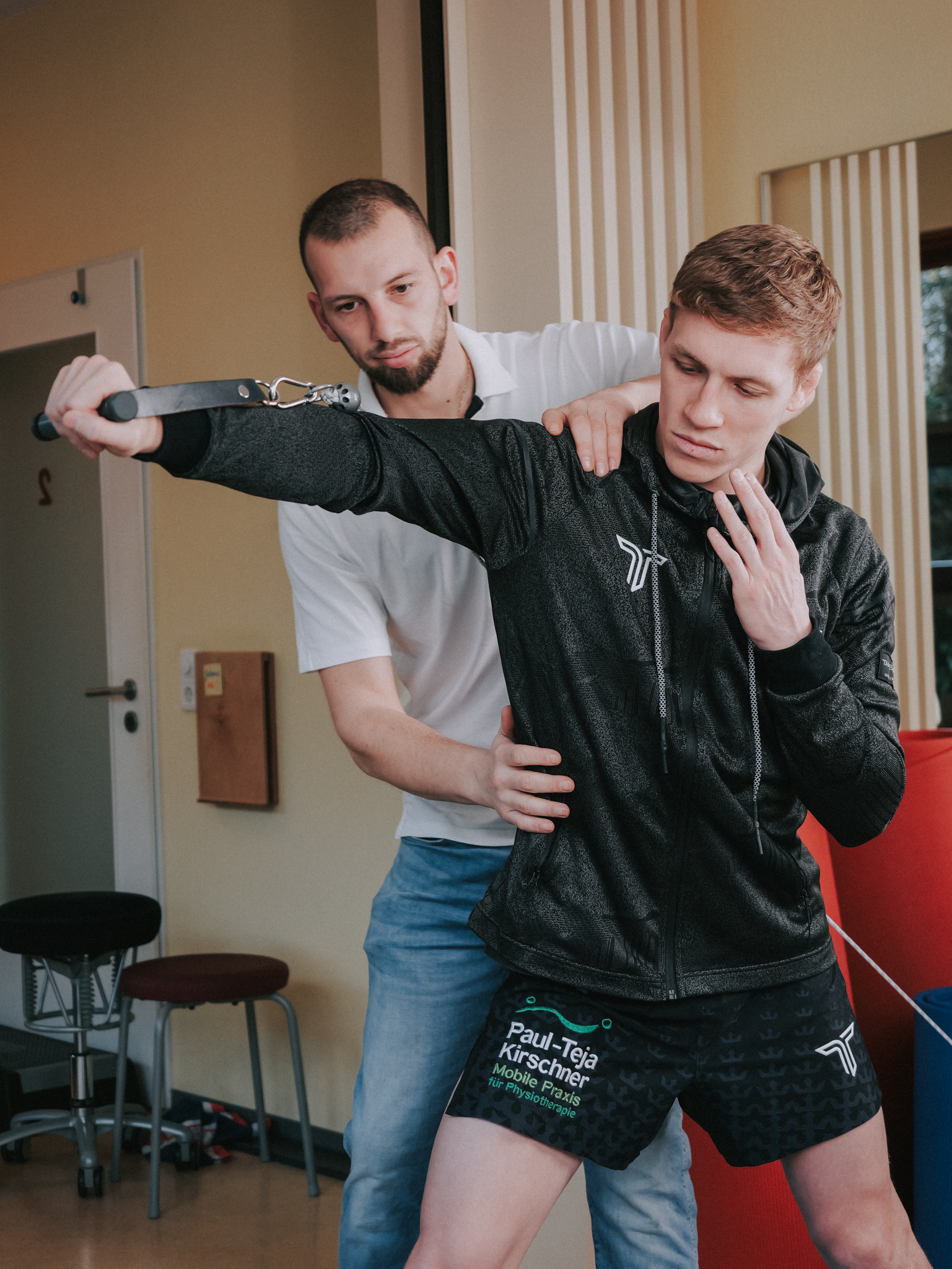 die mobile Praxis für - KG Neuro mit Geräten Bild- Foto